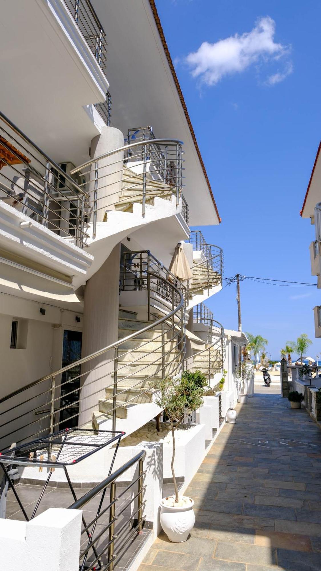 סארטי Cocoon Hotel-Beach Bar מראה חיצוני תמונה